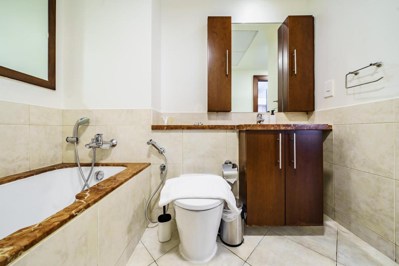 Reverie Stays - Spacious Panoramic 1br With Views - Sleeps 3 Apartment *