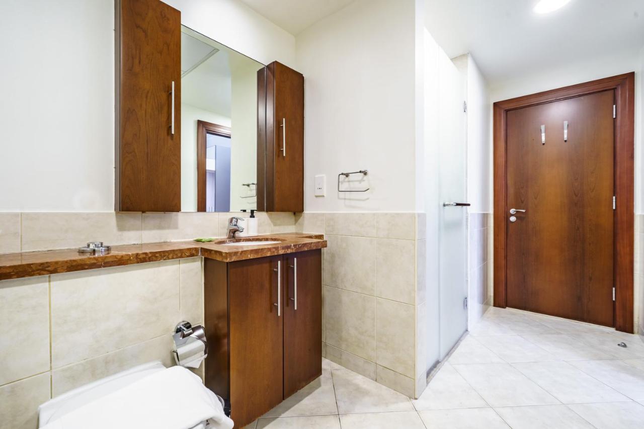 Reverie Stays - Spacious Panoramic 1br With Views - Sleeps 3 Apartment Dubai